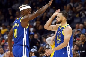 巴特勒连续十二场比赛得分超过挺进下一轮，美国队挑战极限！的简单介绍