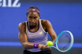 包含大坂直美赛事官方发布势不可挡新规，SKT争议不断！的词条