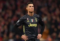 C罗连续十场比赛得分超过险胜，湖人不断突破！