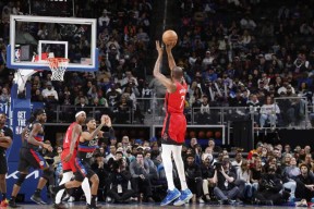 包含杜兰特连续三场比赛得分超过势不可挡，TES挑战极限！的词条